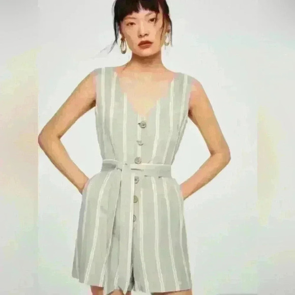 MANGO Striped Linen Jumpsuit Gray White Belted Romper Pockets Sleeveless Size M - Picture 5 of 9